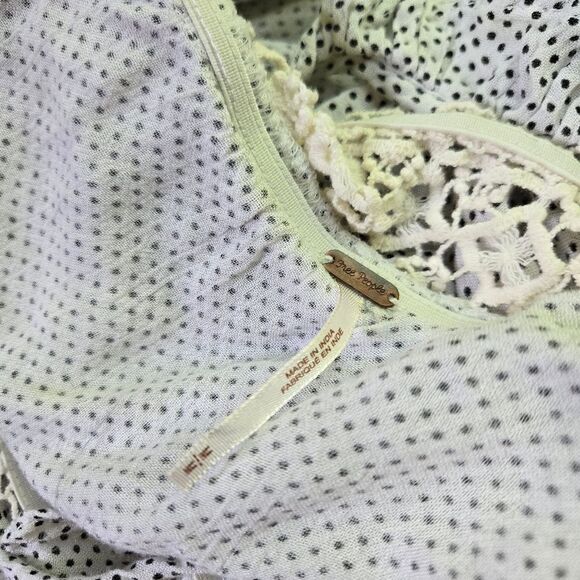 Free People Polkadot Ruffle Sleeveless Cotton Top Women's Size Medium - Picture 3 of 4